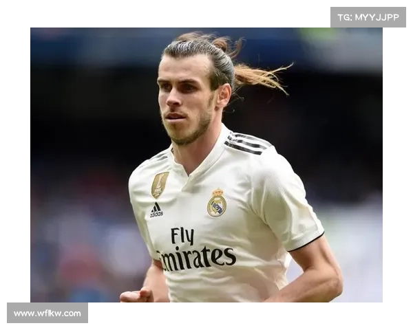 坎贝尔在场上的位置与战术特点全面解析