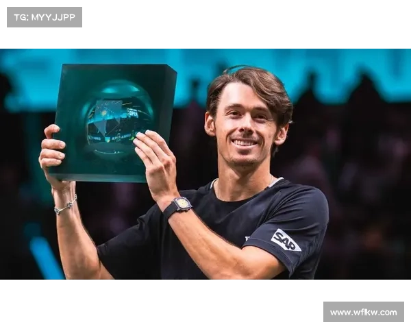 德米纳尔与斯特鲁夫网球巅峰对决的深层启示与竞技智慧